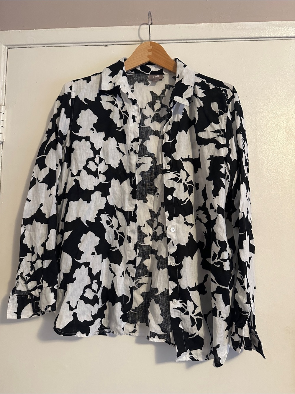 J. Jill Black and White Floral Button-Down Shirt